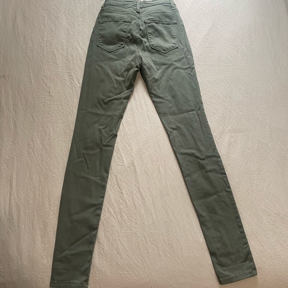 Vibrant M.I.U High Rise Distressed Jegging Jeans - Picture 7 of 8